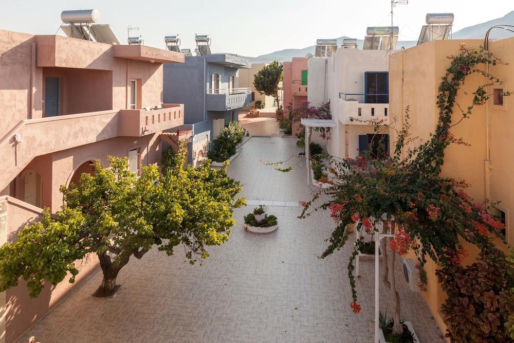 Evina Rooms&Suites Kokkini Hani Dış mekan fotoğraf