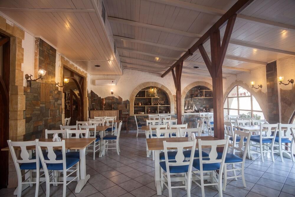 Evina Rooms&Suites Kokkini Hani Dış mekan fotoğraf