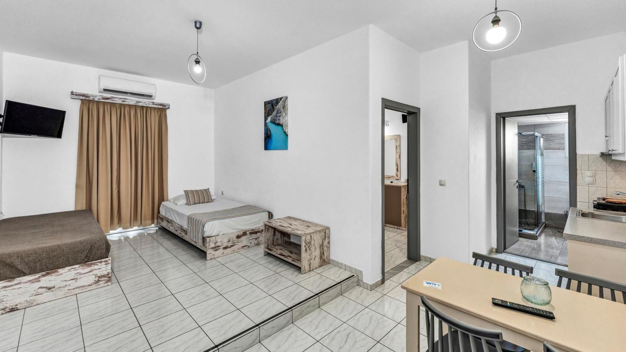Evina Rooms&Suites Kokkini Hani Dış mekan fotoğraf