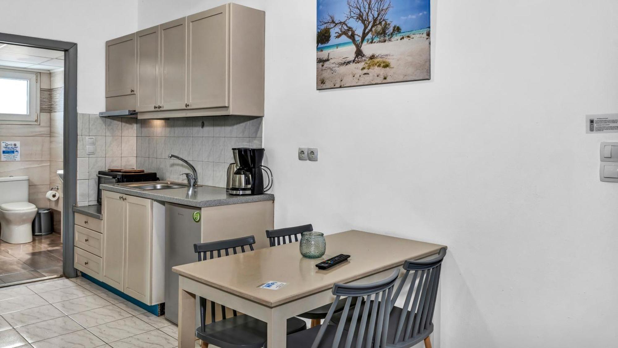 Evina Rooms&Suites Kokkini Hani Dış mekan fotoğraf